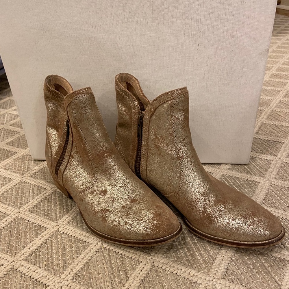 Seychelles brown shine boots